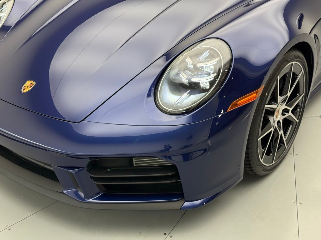Thumbnail: 2025 Porsche 911 - 29