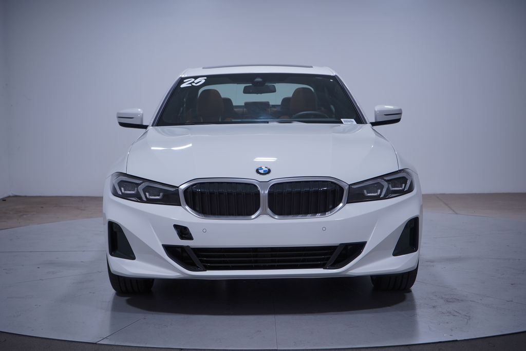 Thumbnail: 2025 BMW 3 Series - 4