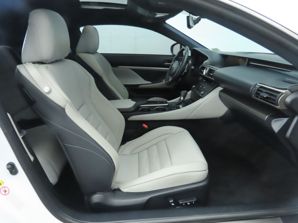 2015 Lexus RC 350 21
