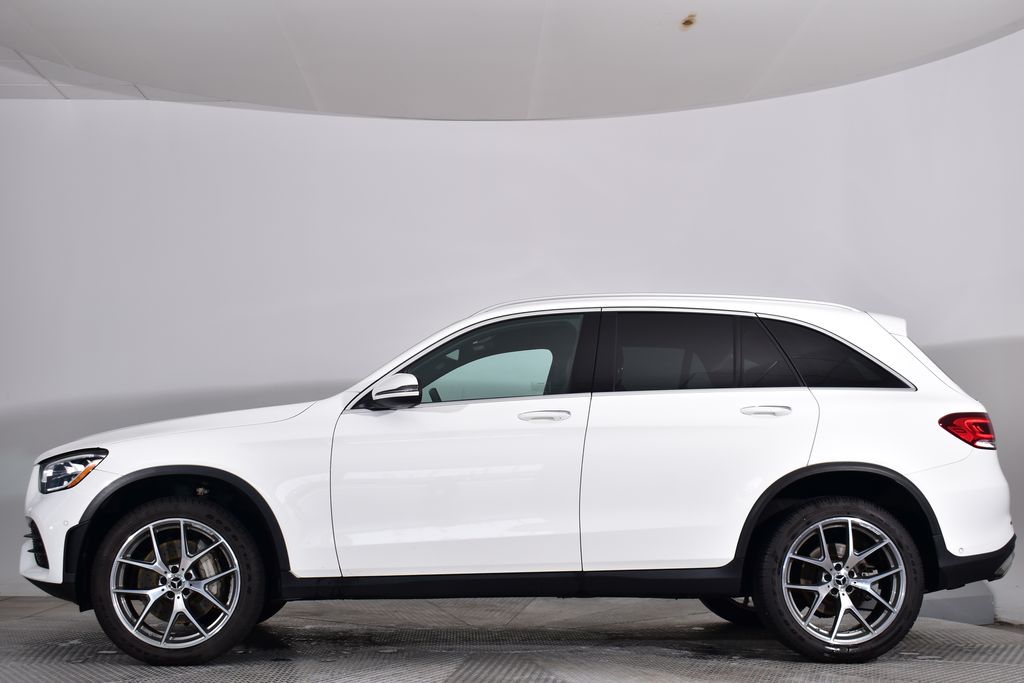 Thumbnail: 2022 Mercedes-Benz GLC - 2