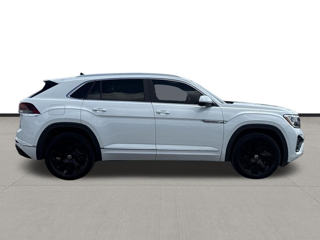 2024 Volkswagen Atlas Cross Sport 2.0T SEL R-Line  at DeMontrond Auto Country