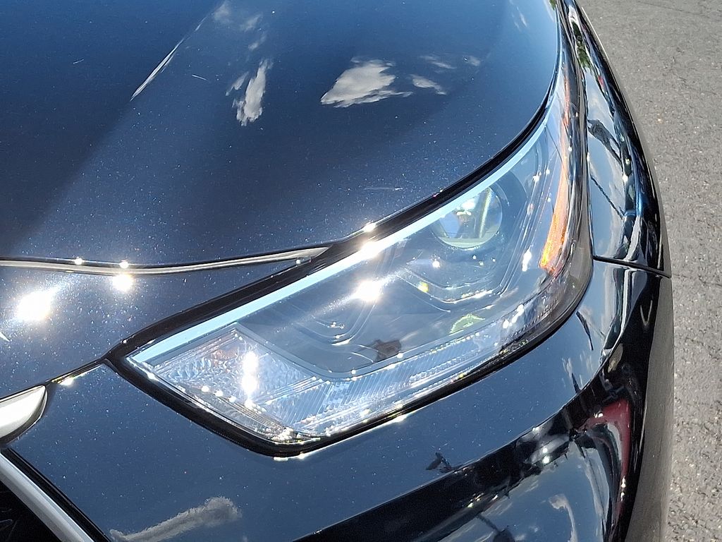Thumbnail: 2022 Toyota Highlander - 9