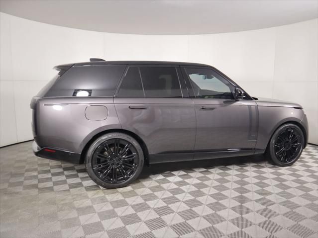 Thumbnail: 2026 Land Rover Range Rover - 4