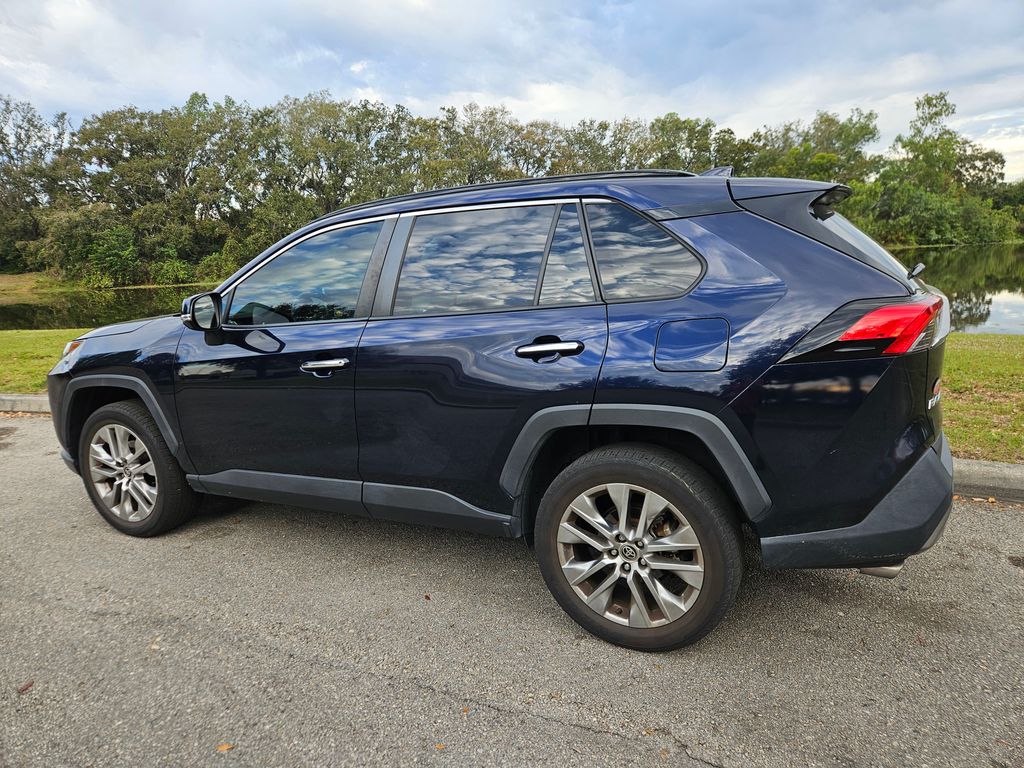 2022 Toyota RAV4 Limited 3
