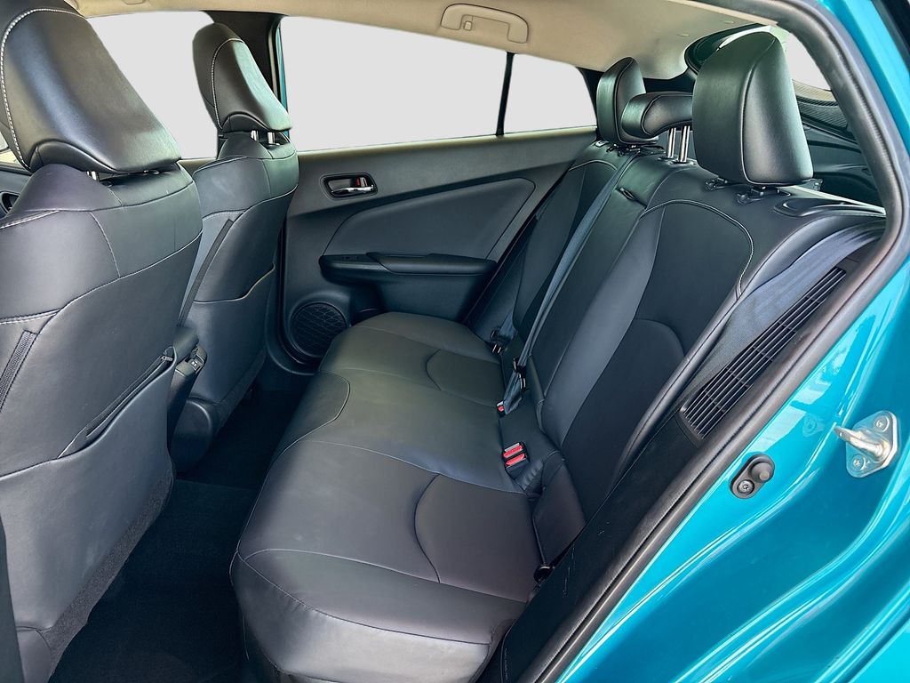 Thumbnail: 2021 Toyota Prius Prime - 20