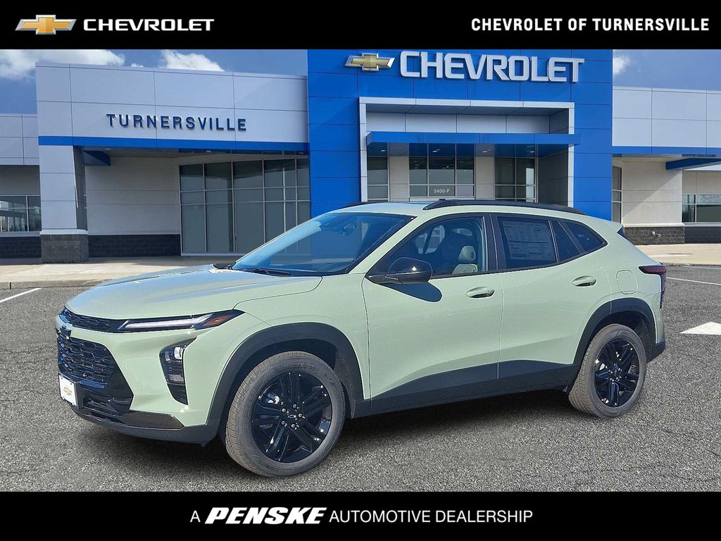 Thumbnail: 2025 Chevrolet Trax - 1