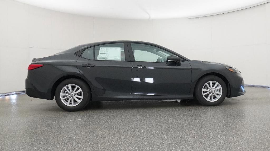 Thumbnail: 2026 Toyota Camry - 9