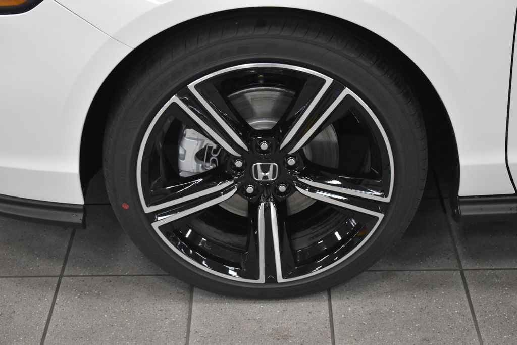Thumbnail: 2025 Honda Accord - 7
