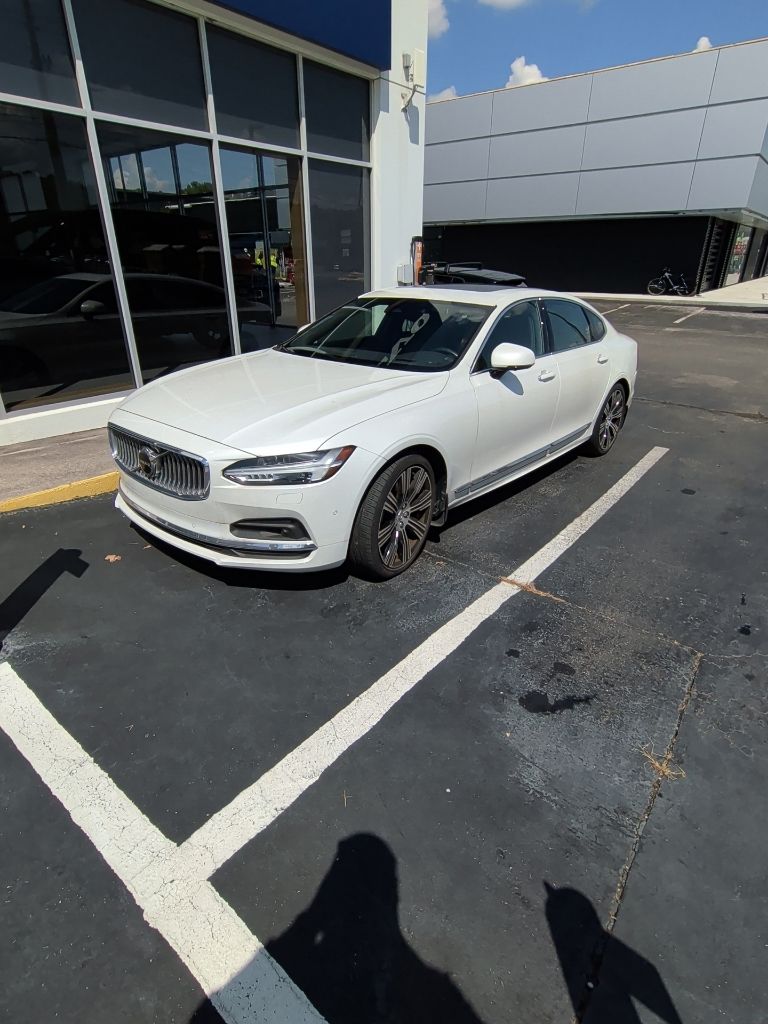 Crystal White Metallic 2022 Volvo S90 Sedan All-Wheel Drive Automatic