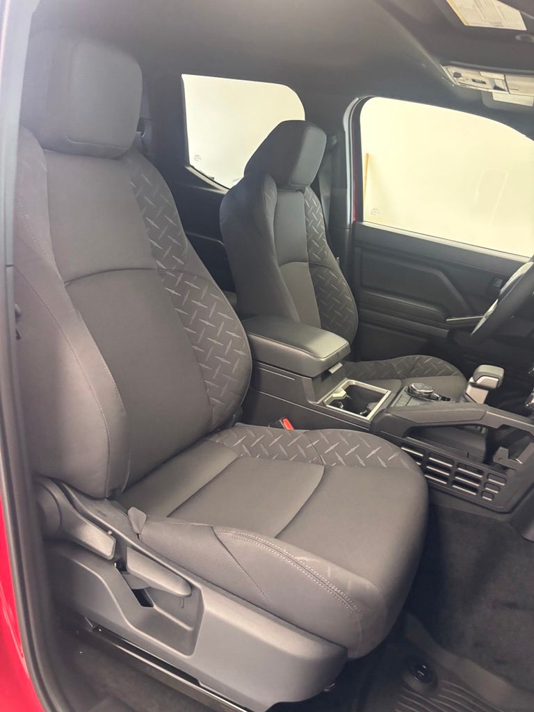 2026 Toyota Tacoma SR5 - Photo 22