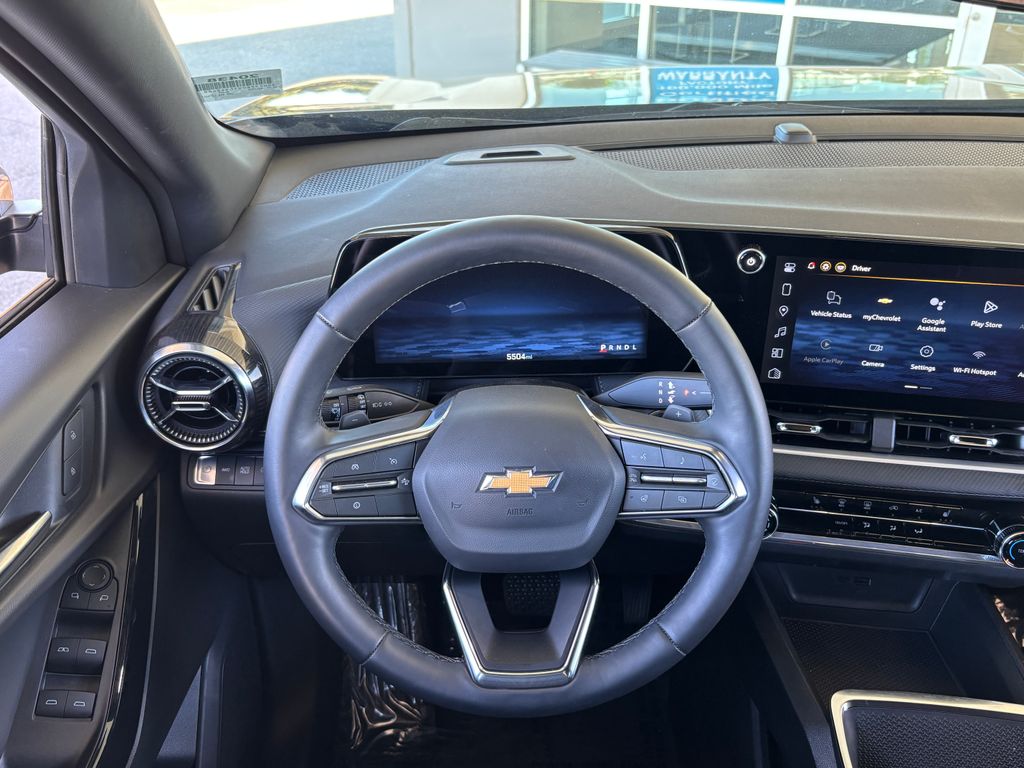 Thumbnail: 2026 Chevrolet Equinox - 10