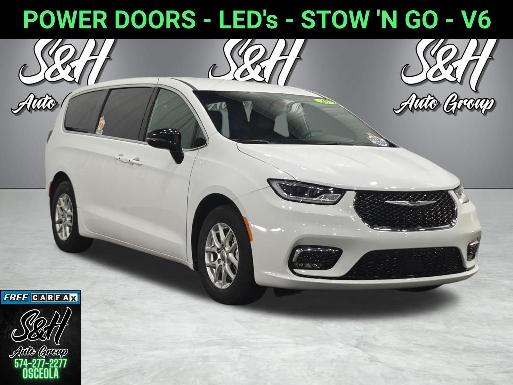 Bright White Clearcoat 2025 Chrysler Pacifica Minivan Front-Wheel Drive 9-Speed Automatic