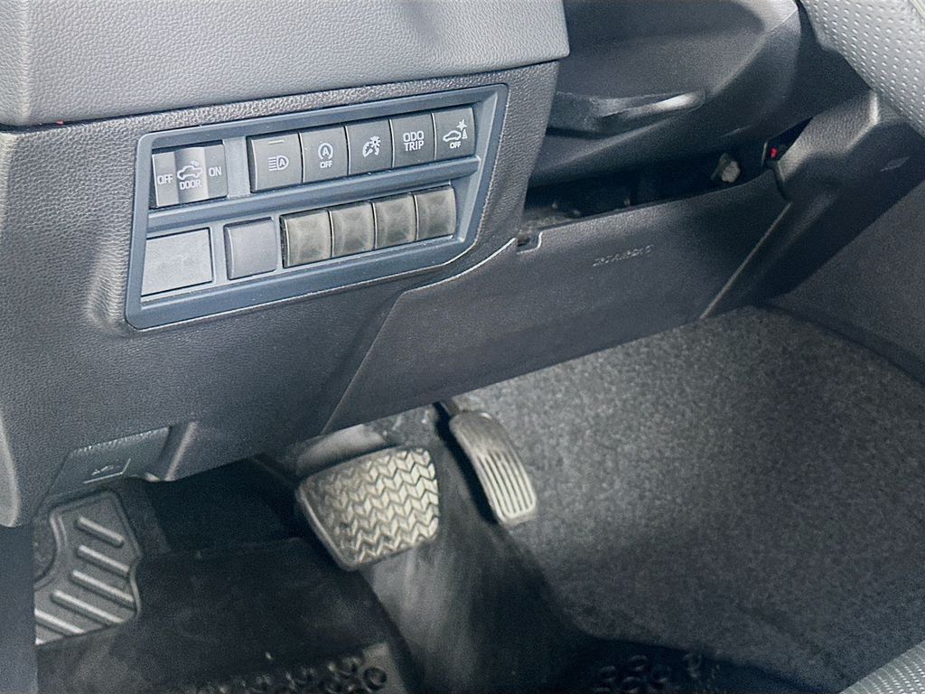 Thumbnail: 2025 Toyota Tundra - 10