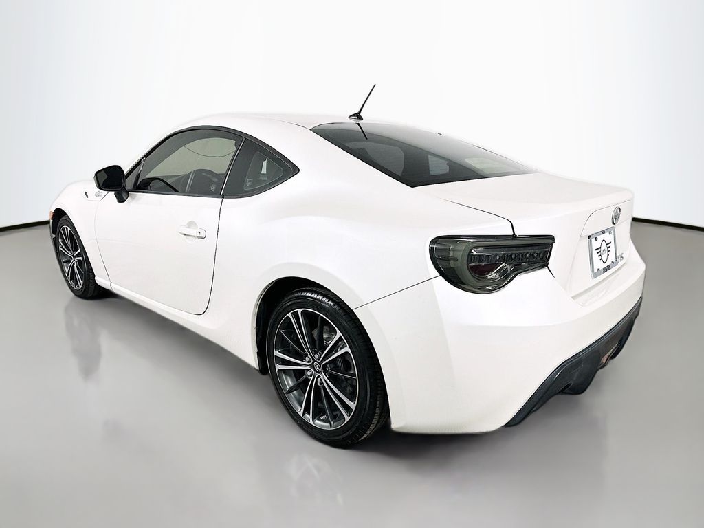 Thumbnail: 2013 Scion FR-S - 7