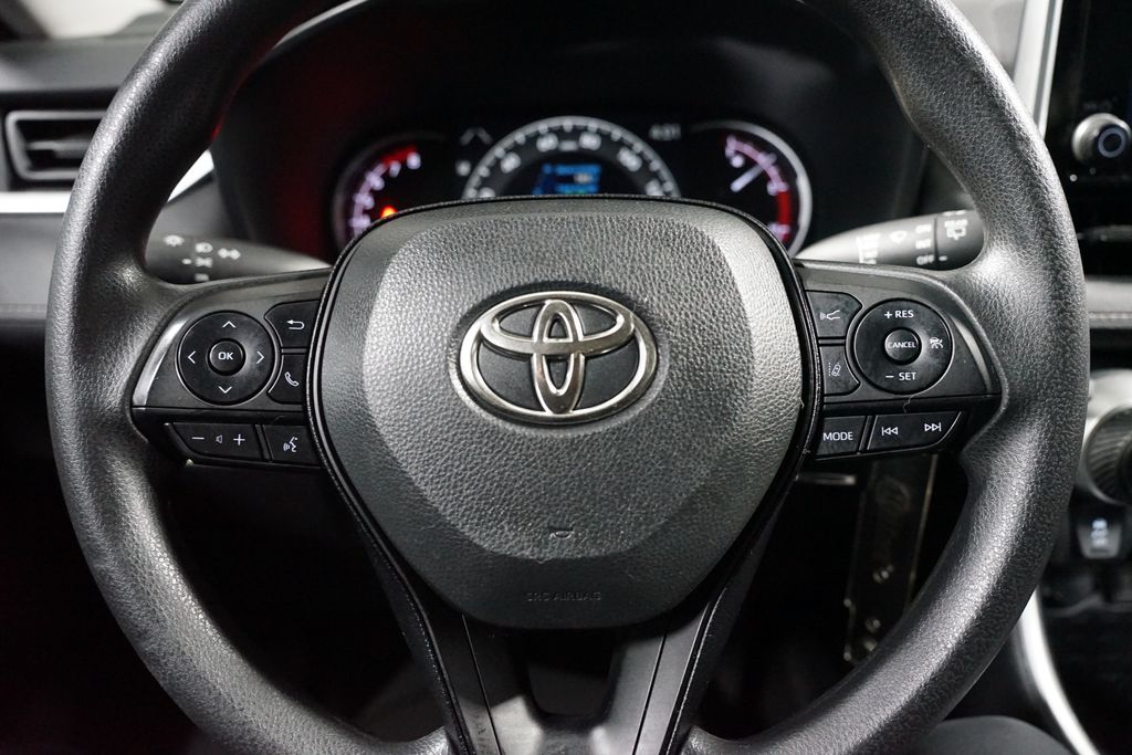 Thumbnail: 2024 Toyota RAV4 - 12