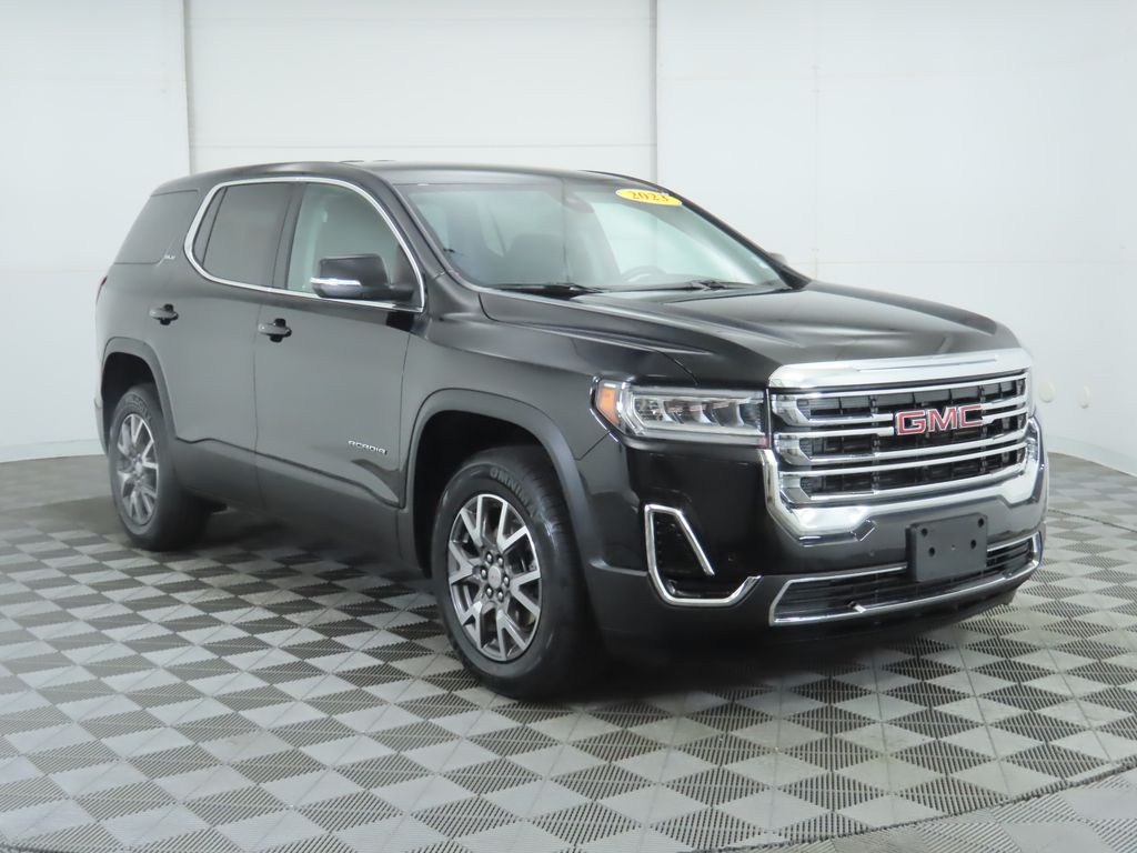 2023 GMC Acadia SLE 3