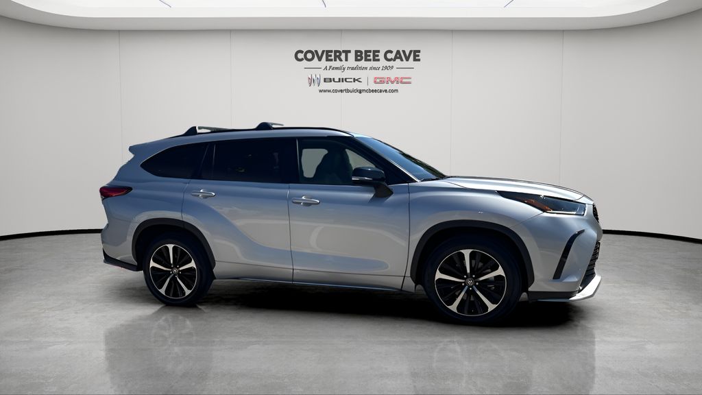 Used Car 2021 Toyota Highlander  Xse For Sale Under $40,000 In Austin, Texas