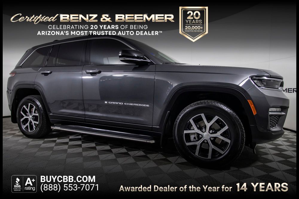 Baltic Gray Metallic Clearcoat 2025 Jeep Grand Cherokee SUV / Crossover Four-Wheel Drive 8-Speed Automatic
