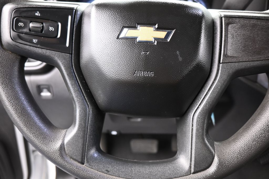 Used 2022 Summit White Chevrolet Custom image 30