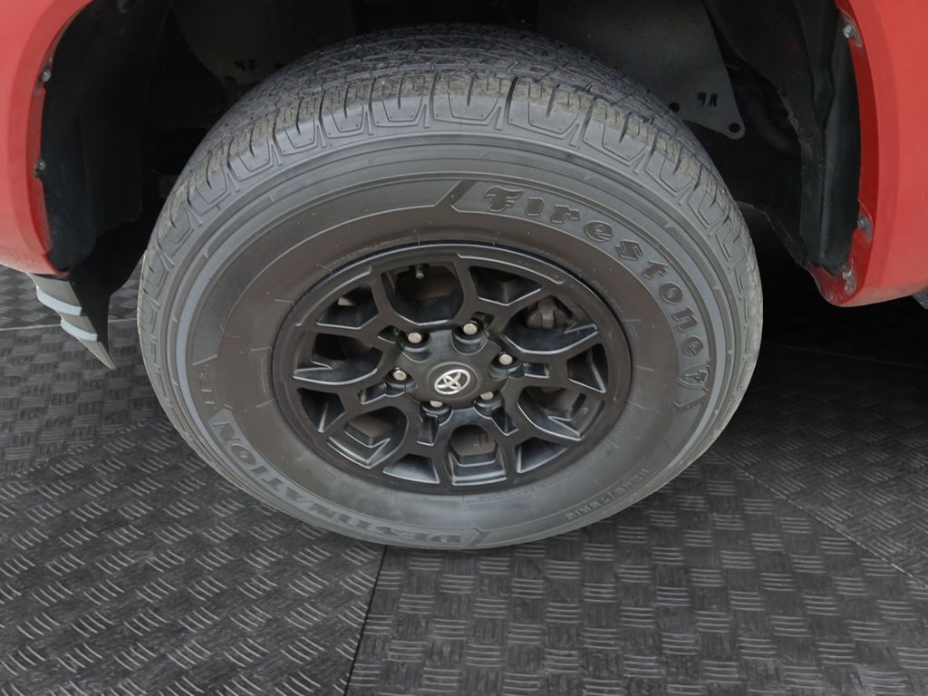 Used Car 2022 Toyota Tacoma  Sr5 For Sale Under $30,000 In Austin, Texas