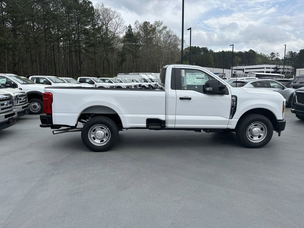 2024 Ford F-350SD XL 8