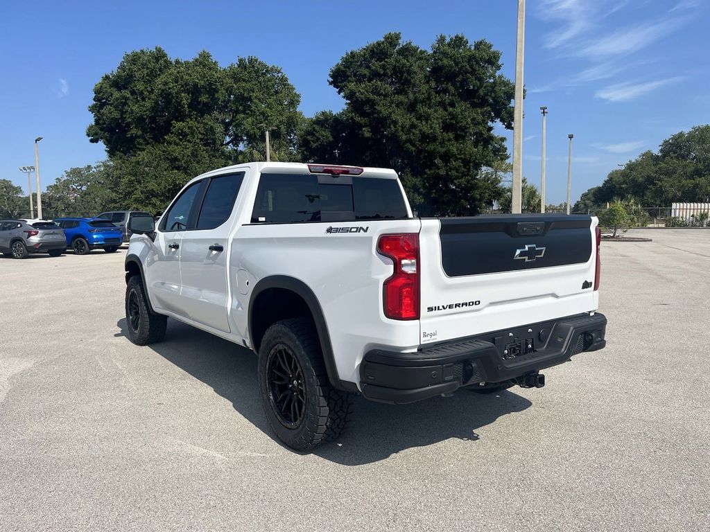 2024 Chevrolet Silverado 1500 ZR2 4