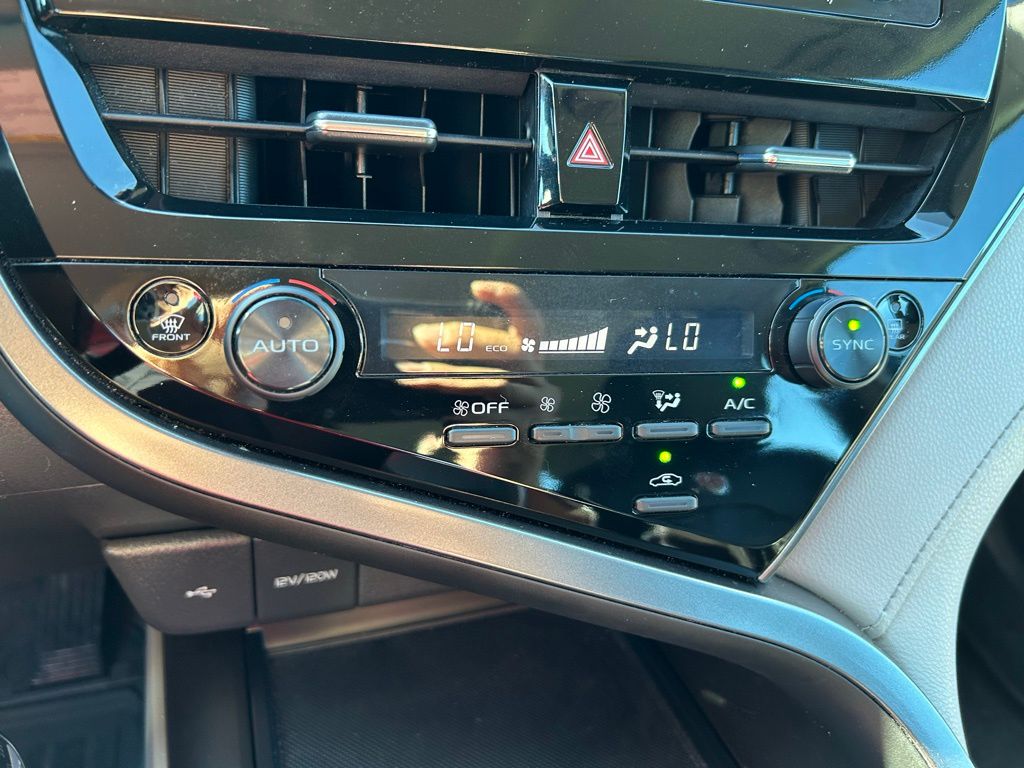 Thumbnail: 2023 Toyota Camry - 25