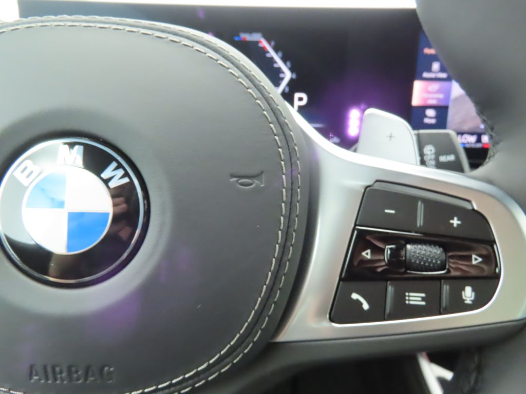 Thumbnail: 2026 BMW X5 - 12