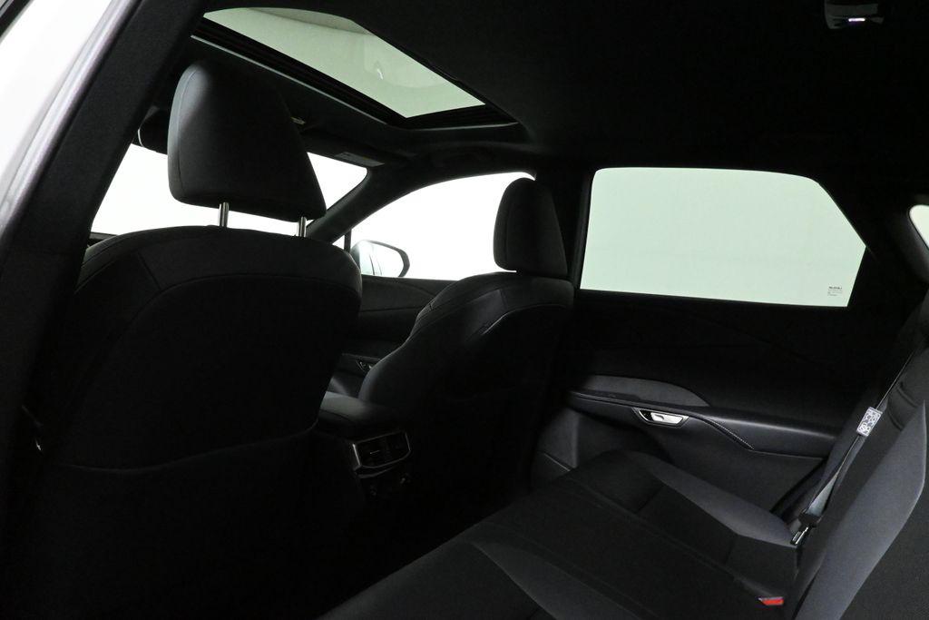 Thumbnail: 2025 Lexus RX - 31