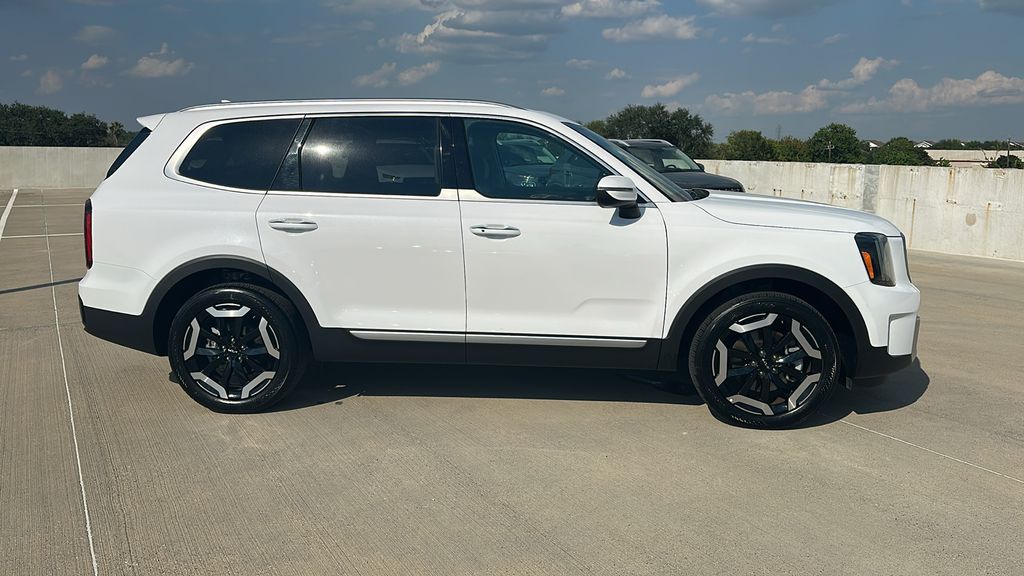 2025 Kia Telluride S White at Joe Myers Mazda Kia