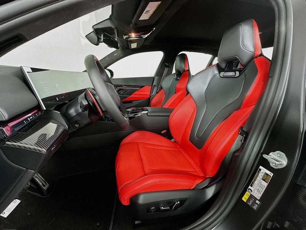 Thumbnail: 2026 BMW M5 - 16