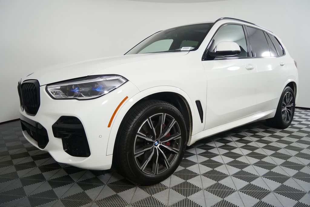 Thumbnail: 2023 BMW X5 - 8