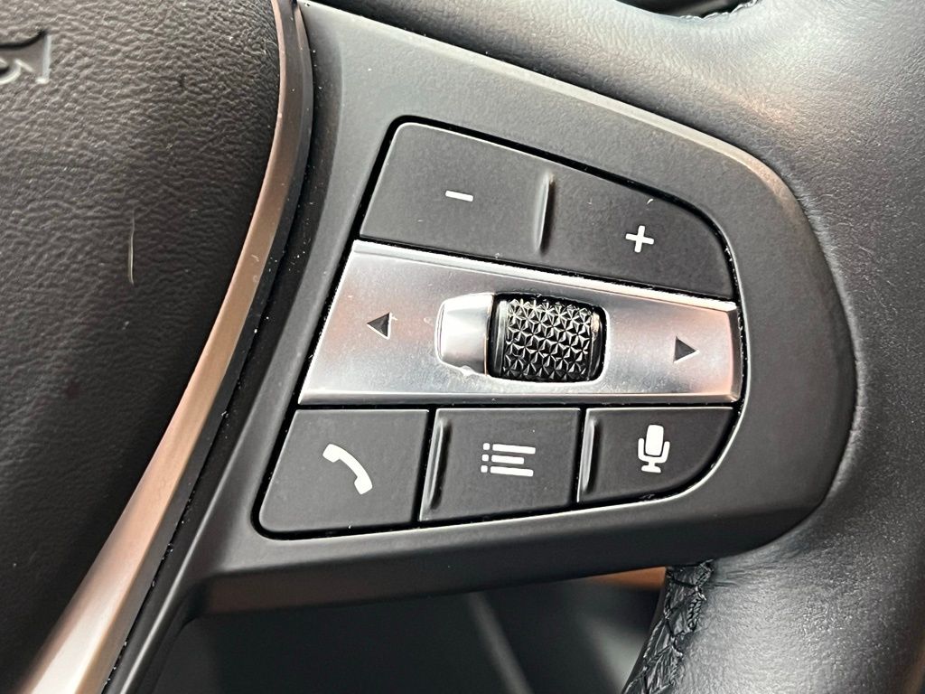 Thumbnail: 2023 BMW 3 Series - 18