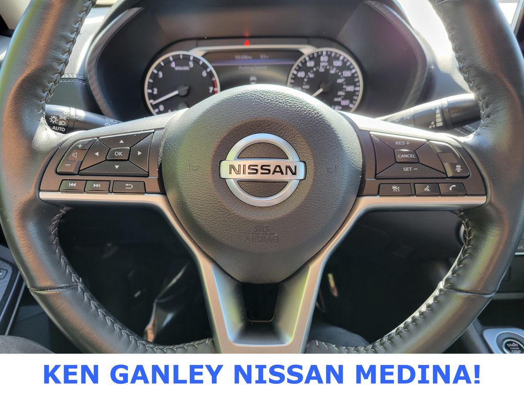 2023 Nissan Sentra SV photo