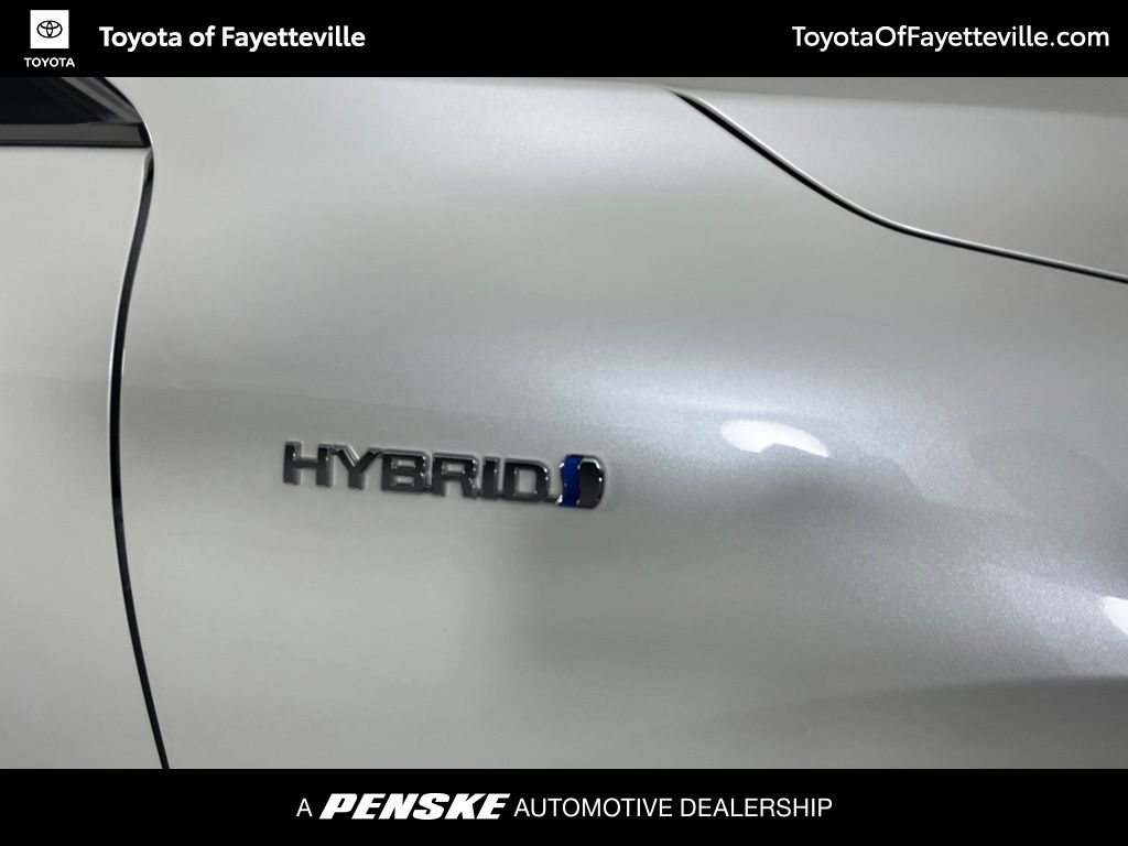 Thumbnail: 2021 Toyota Venza - 8