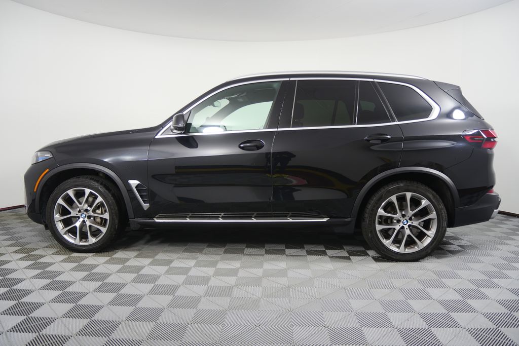 Thumbnail: 2024 BMW X5 - 6