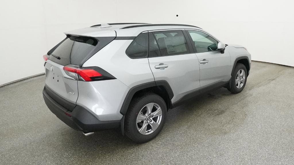 Thumbnail: 2025 Toyota RAV4 - 3