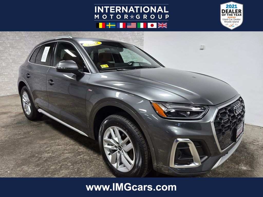 Daytona Gray Pearl 2022 Audi Q5 SUV / Crossover All-Wheel Drive 7-Speed Automatic