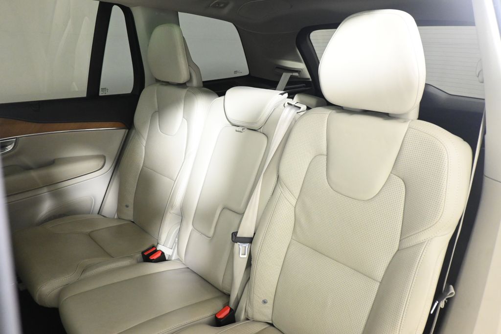 Thumbnail: 2019 Volvo XC90 - 4