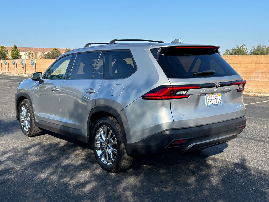 Thumbnail: 2024 Toyota Grand Highlander - 7