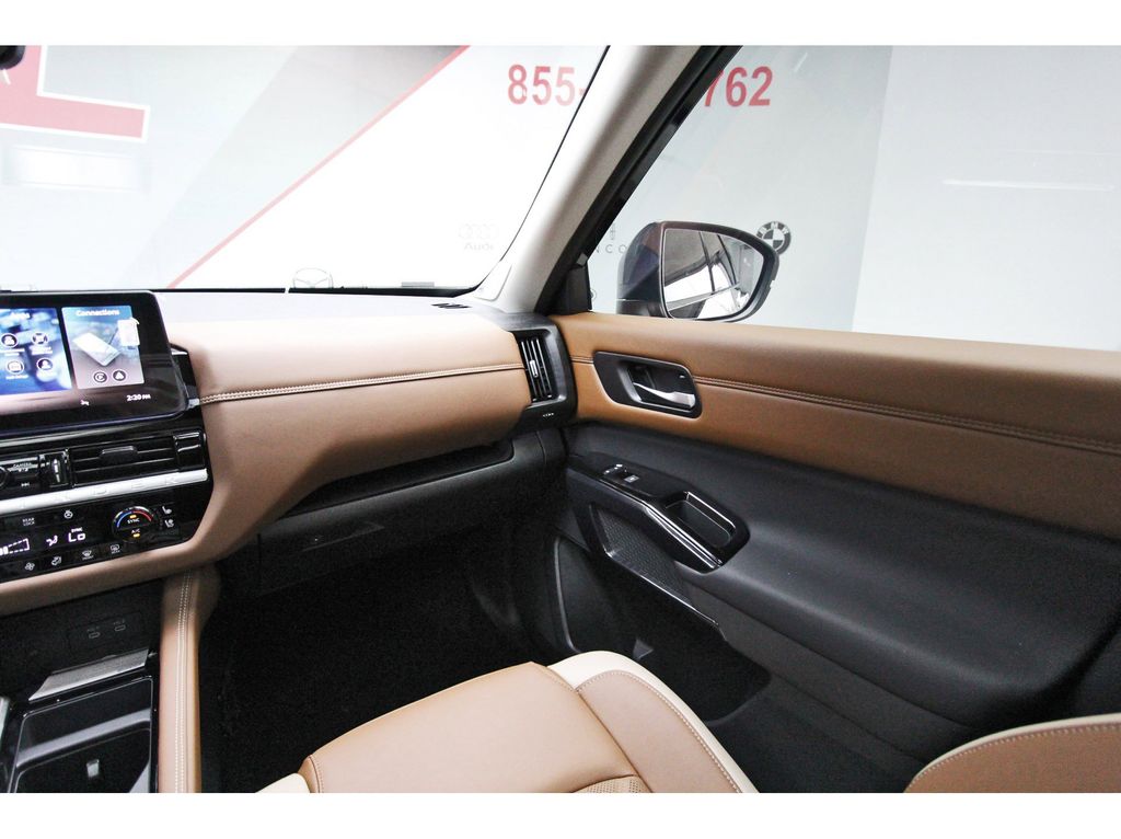 2026 Nissan Pathfinder Platinum - 7