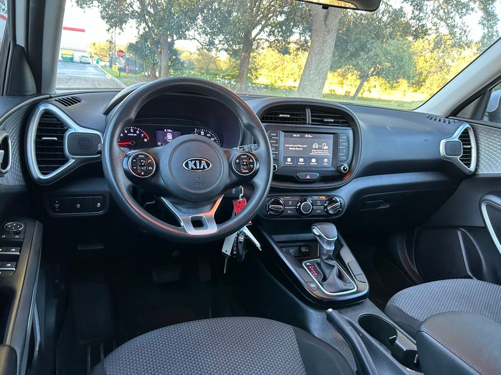 Thumbnail: 2020 Kia Soul - 12