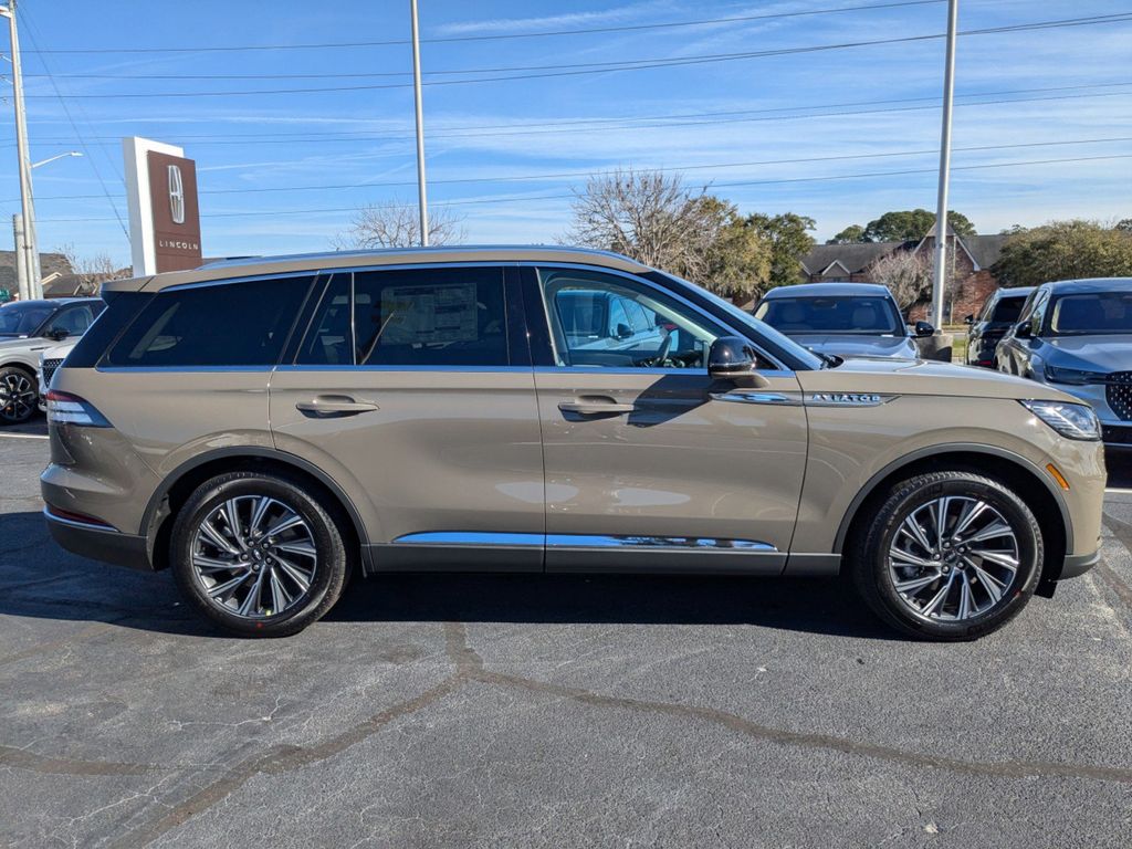 2025 Lincoln Aviator Premiere