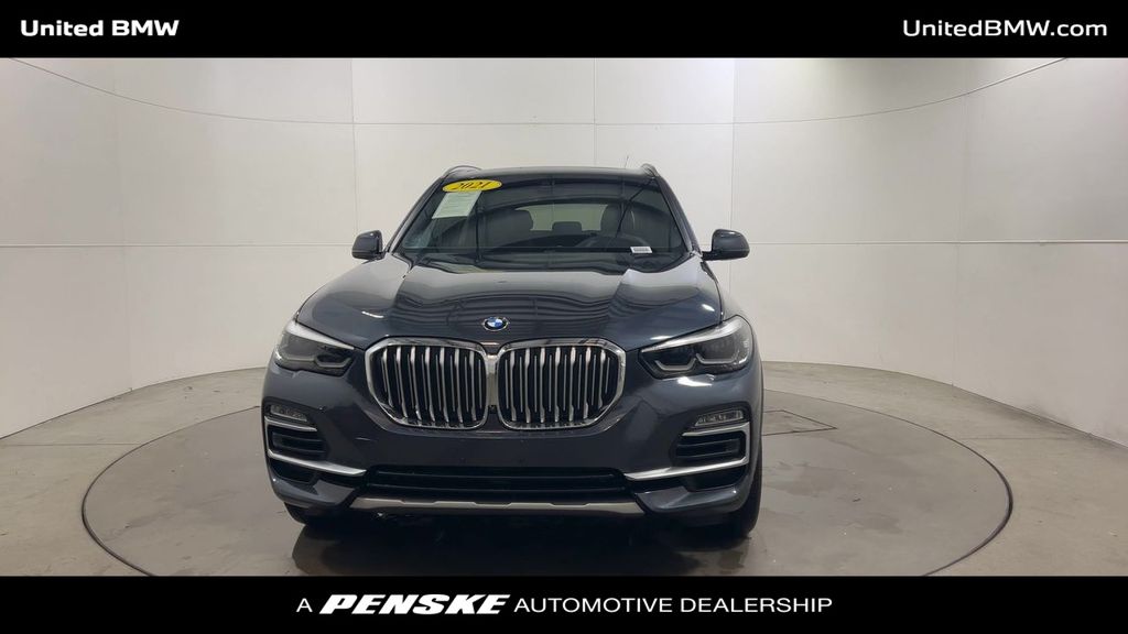 Thumbnail: 2021 BMW X5 - 3