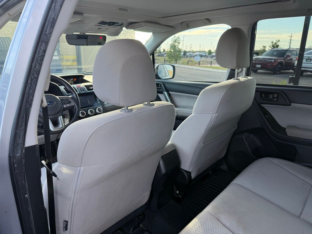 Thumbnail: 2017 Subaru Forester - 9