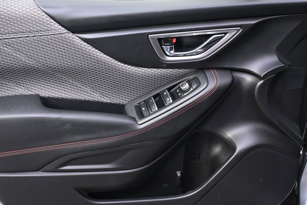 Used 2020 Silver Subaru Sport image 19