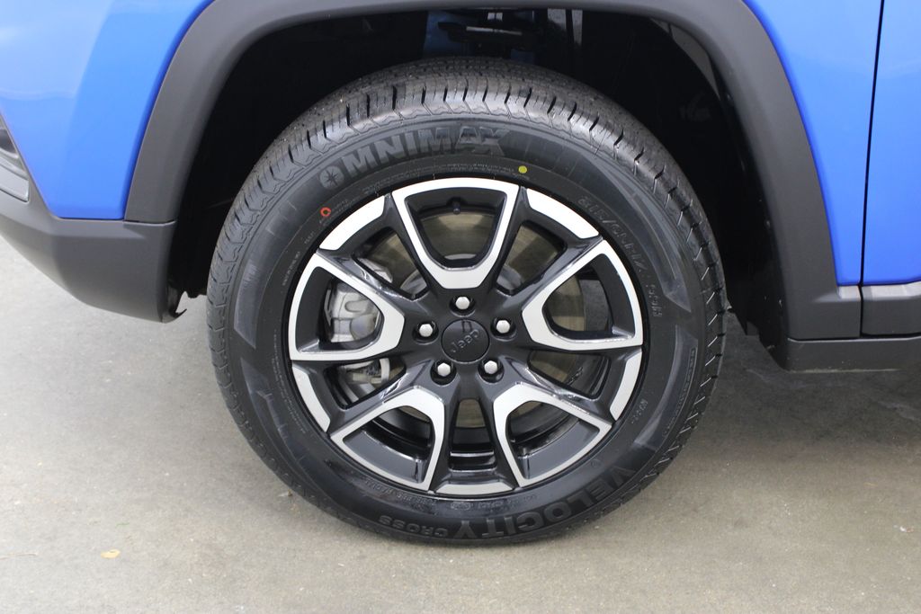 used 2024 Jeep Compass car, priced at $22,999