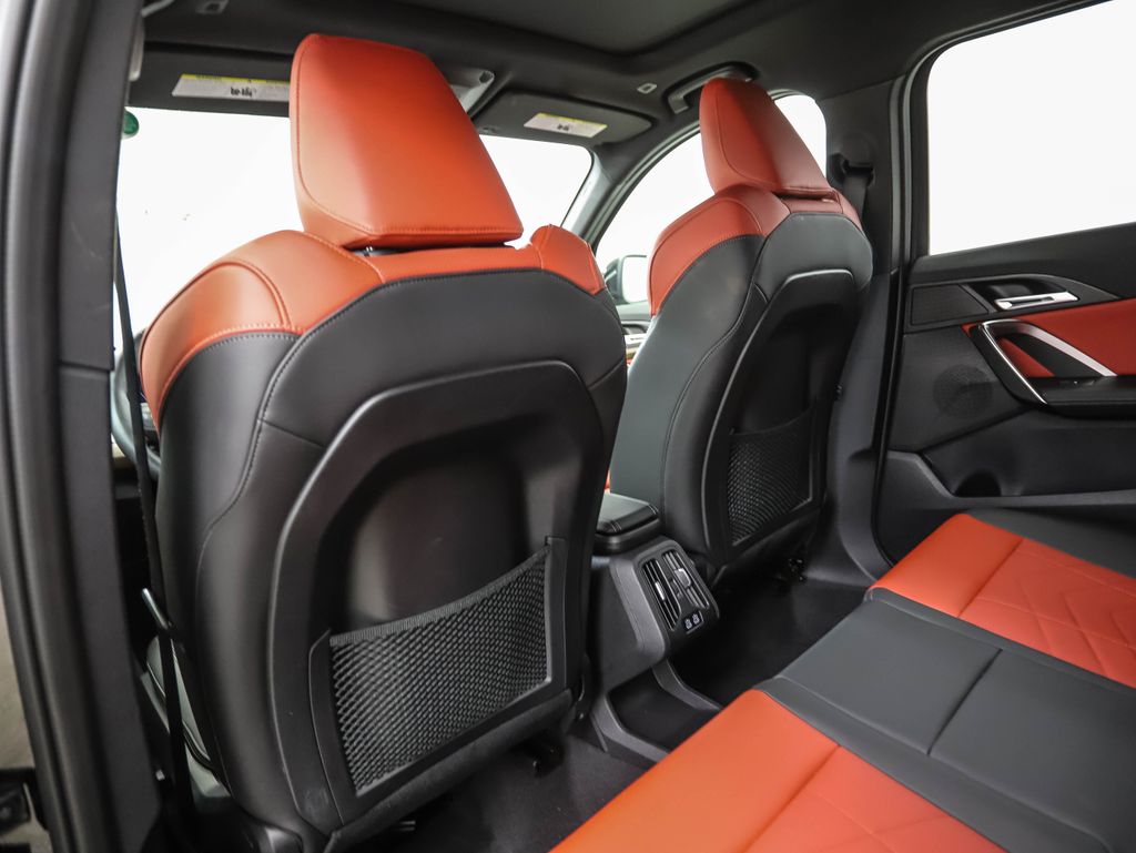 Thumbnail: 2023 BMW X1 - 21