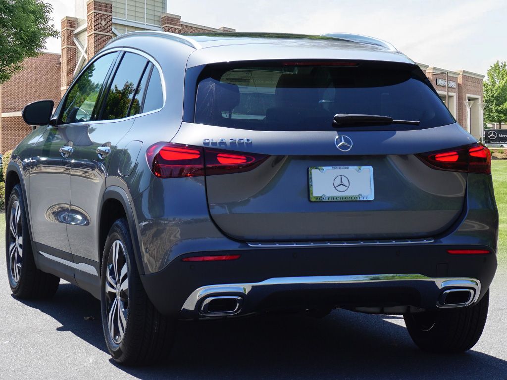 Thumbnail: 2026 Mercedes-Benz GLA - 7