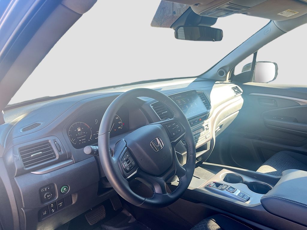 Used 2025 Blue Honda Sport image 9